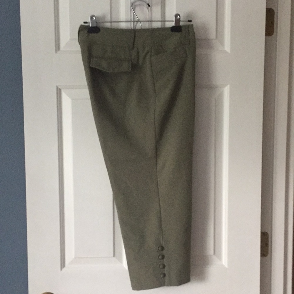 Dress Barn Olive Green Cropped Pants